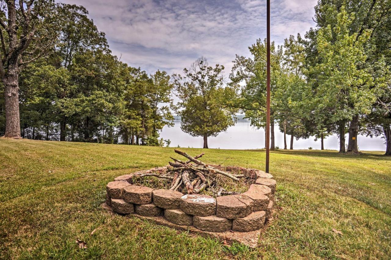 Waterfront Tennessee Home On Kentucky Lake With Deck Springville Bagian luar foto